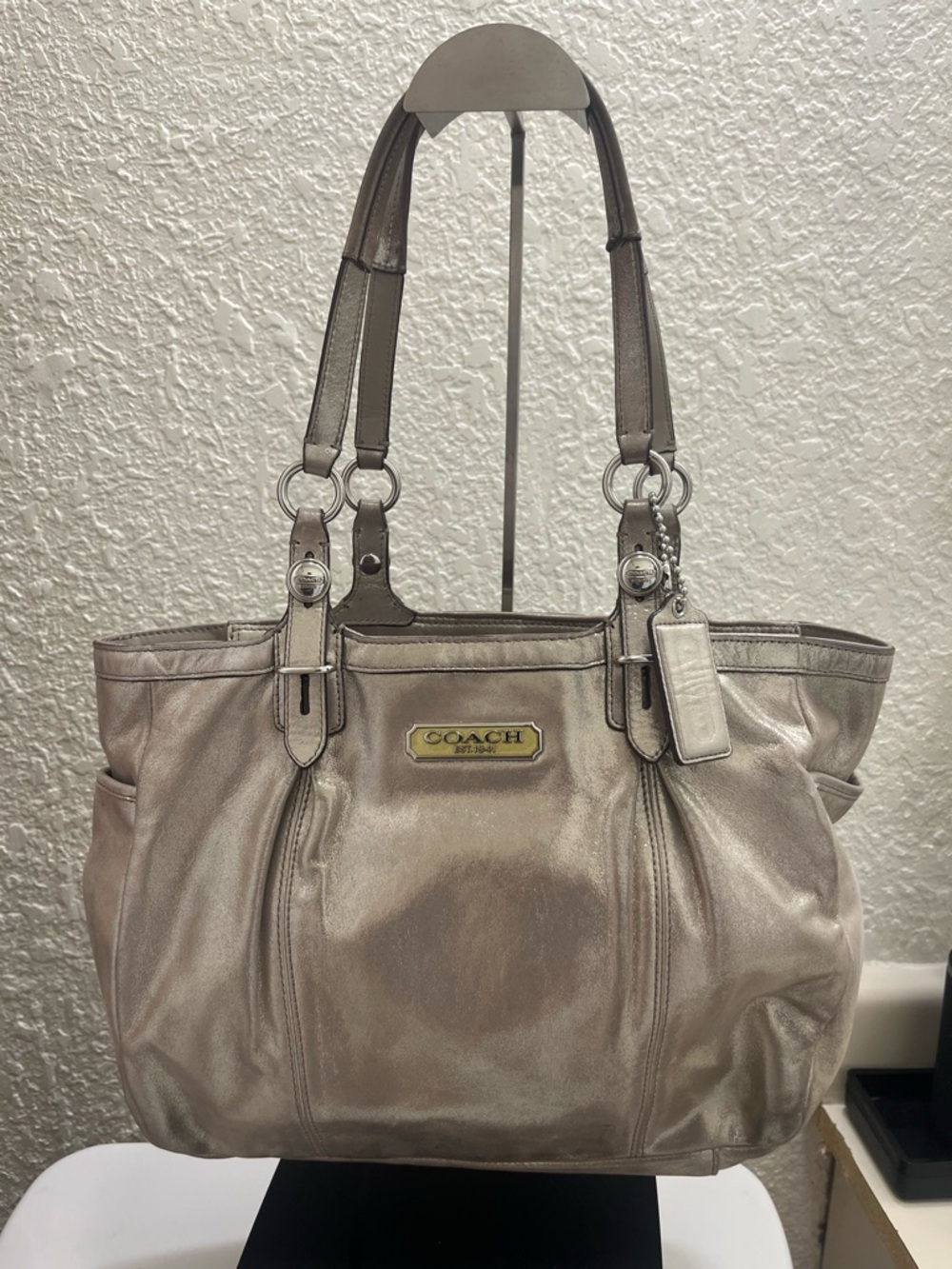 Coach Metallic Gold Leather Tote Bag | Large Shoulder Bag | Lilac Interior